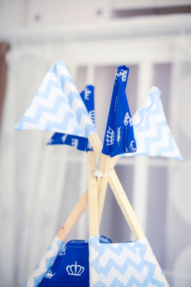 Детский вигвам игровой, синие короны 