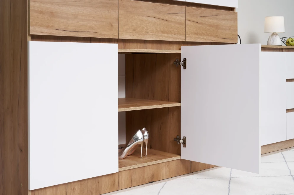 Шкаф трехстворчатый Роджина дуб крафт / белый глянец  