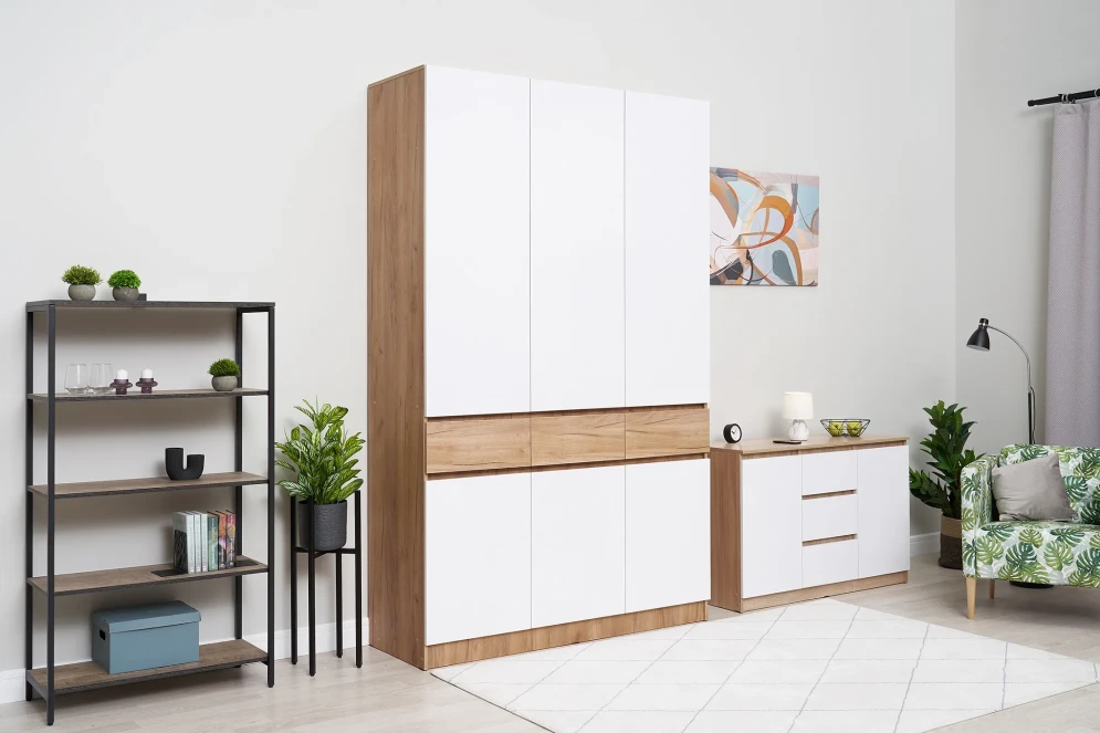 Шкаф трехстворчатый Роджина дуб крафт / белый глянец  