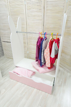 Стеллаж-вешалка Зайка, белый-розовый 