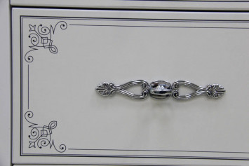 Шкаф трехдверный Элис