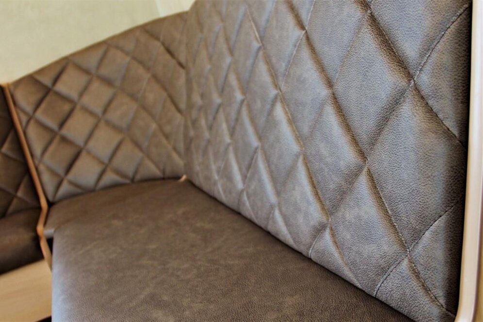 Кухонный уголок Барон (эко-кожа), венге + беж 