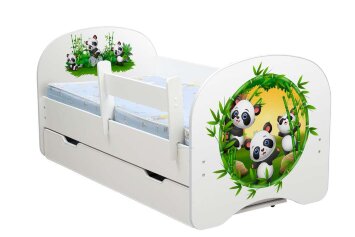 Детская кровать Озорные панды