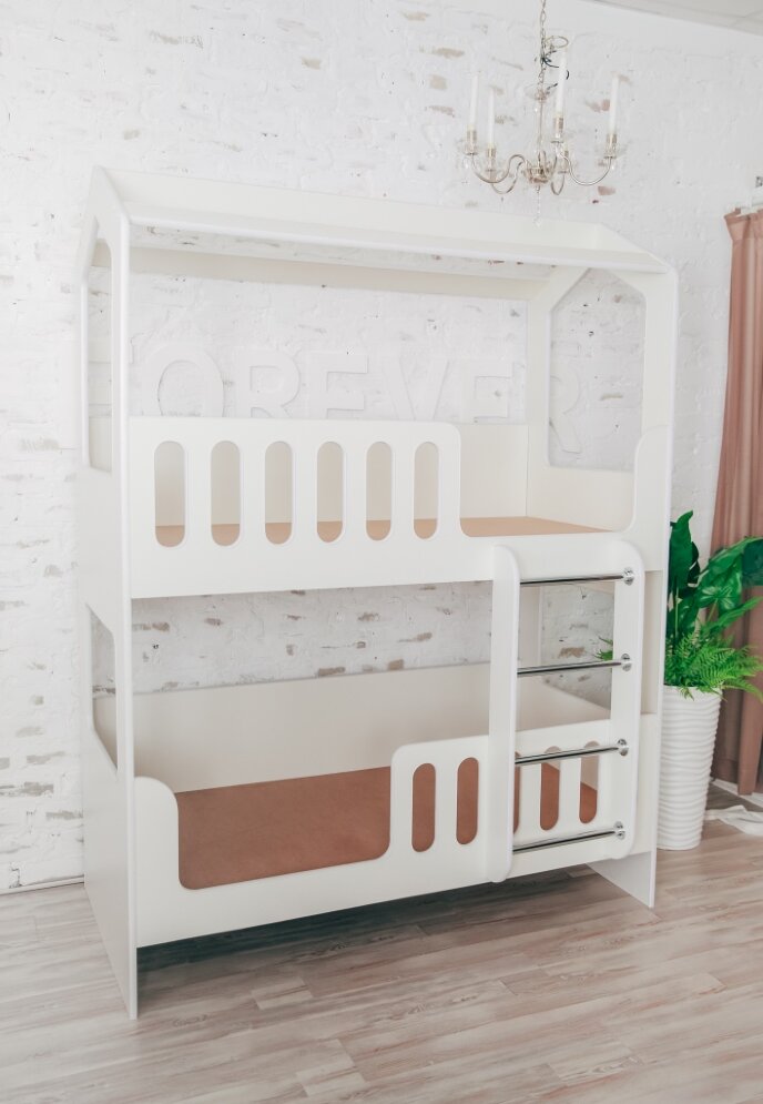 Кровать-домик 2-х ярусный без ящика 