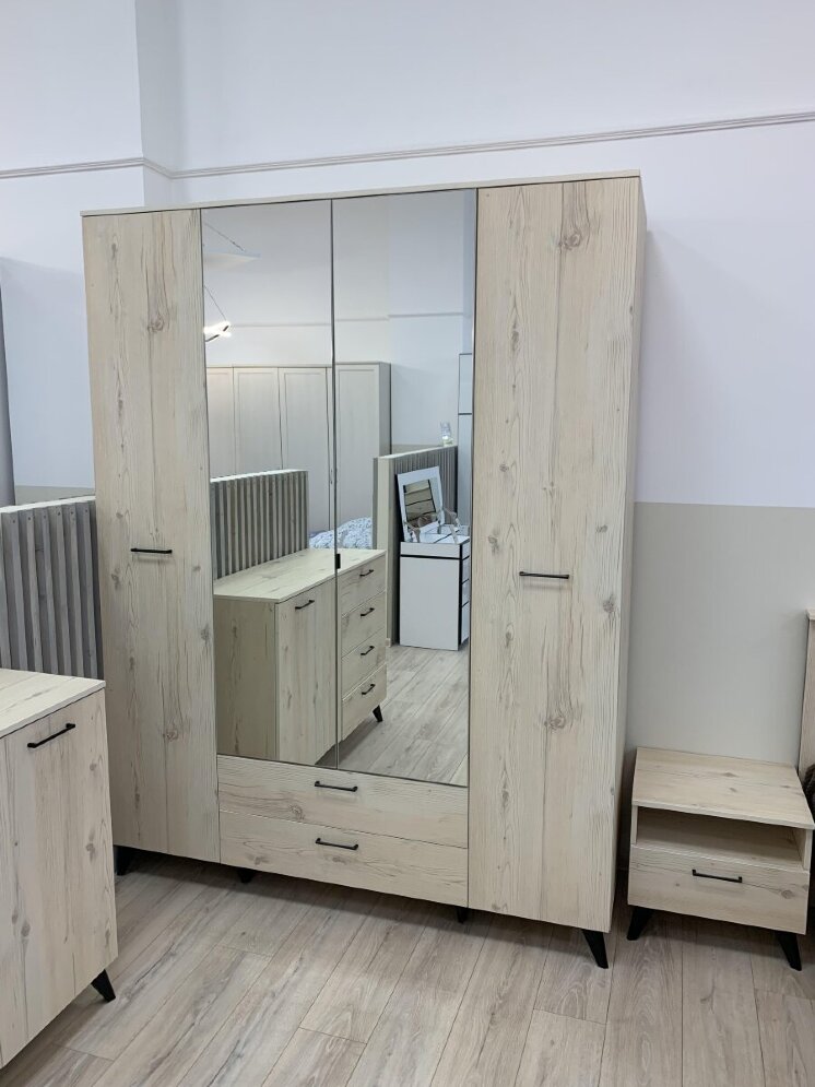 Шкаф для одежды с ящиками №19 Sofia 