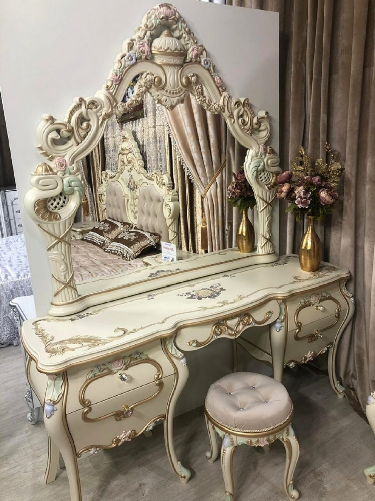 Пуф Людовик 