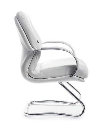 Кресло посетителя CHAIRMAN 445 