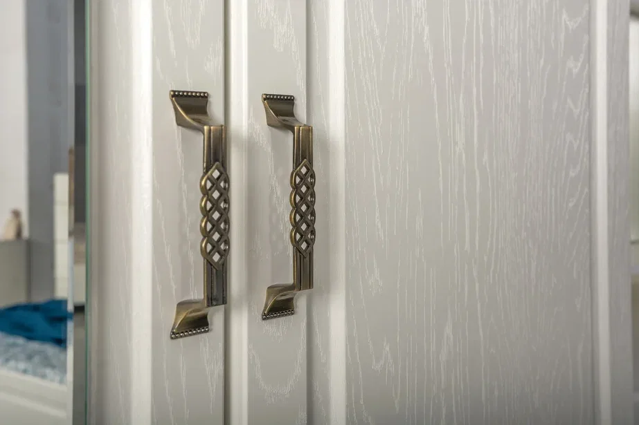 Шкаф для одежды угловой Ливерпуль 13.124 