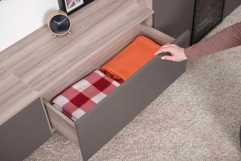 Тумба под ТВ 16.54.01 Роквуд, Графит 