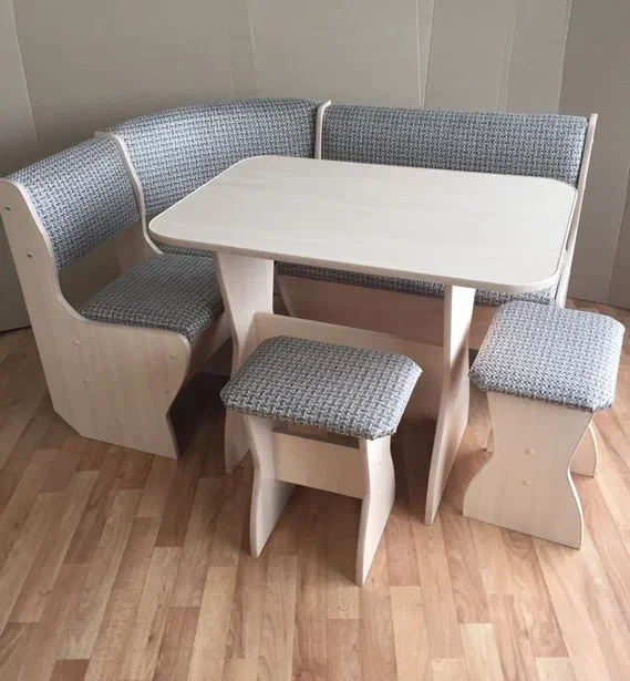 Кухонный уголок Аленка-5 (комплект со столом и табуретами) 