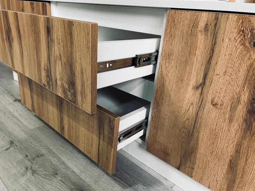 Тумба ТВ большая Парус, белый/вотан 