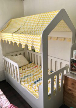 Детская кровать-домик с ящиком белый