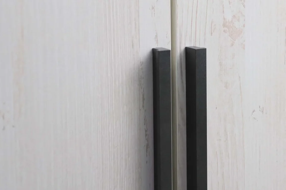 Шкаф 3-х створчатый Винтер 