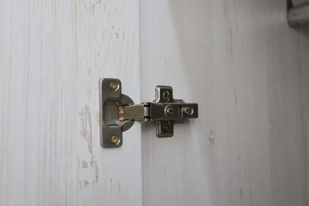 Шкаф 3-х створчатый Винтер 